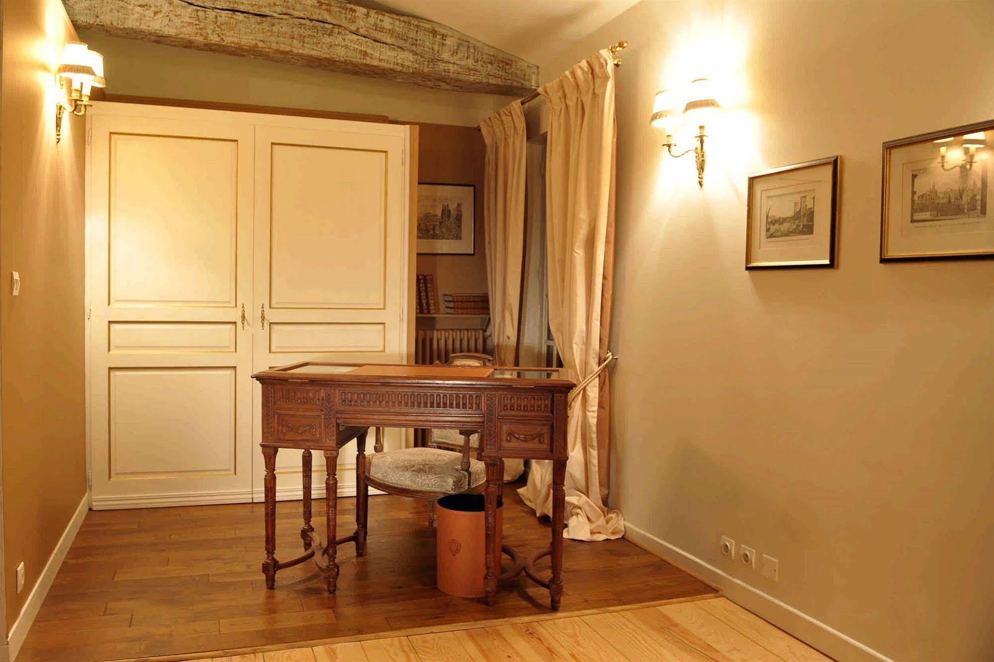 Chateau De Lantic Martillac Esterno foto